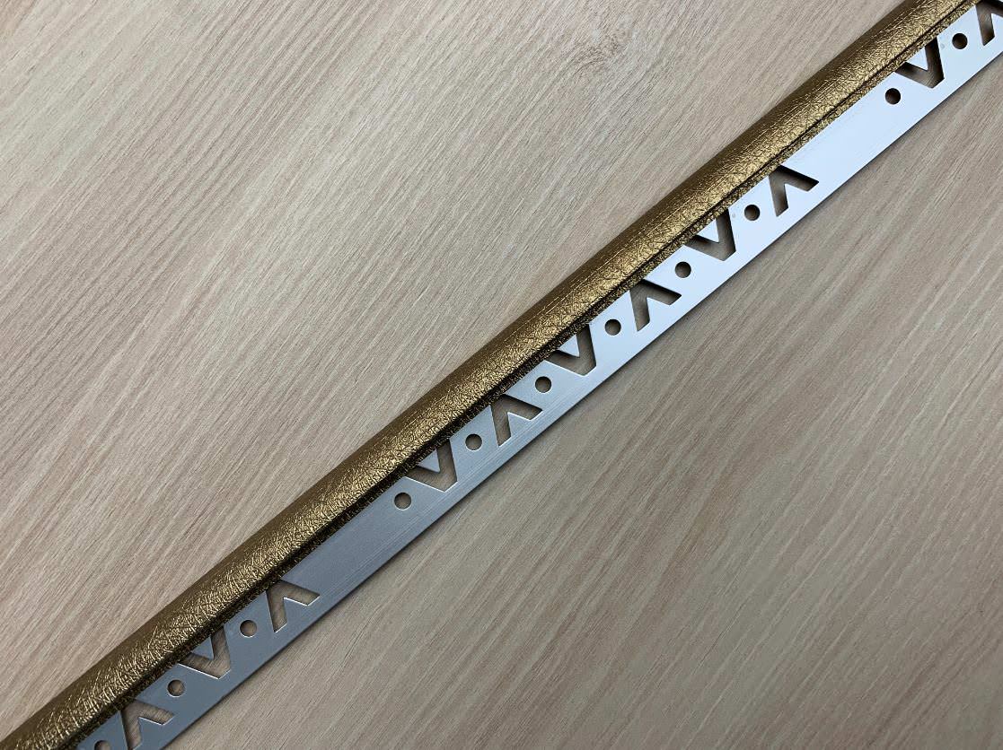 CANTONERA ALUMINIO 2,5 MTS ORO