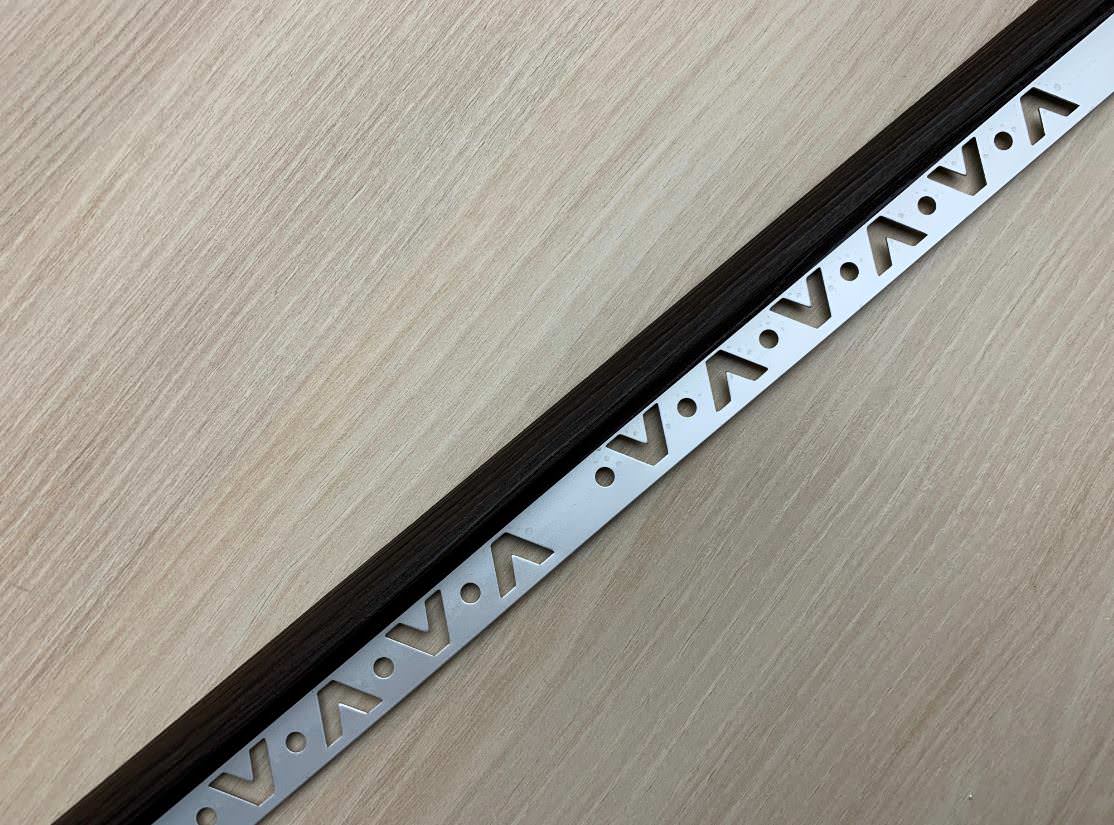 CANTONERA ALUMINIO 2,5 MTS MADERA EBANO