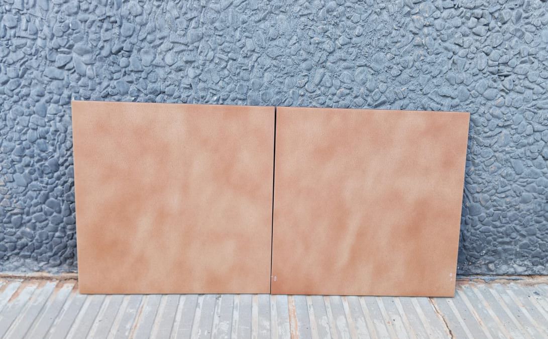 Gres Espesorado Padul Beige Antideslizante 33,3x33,3