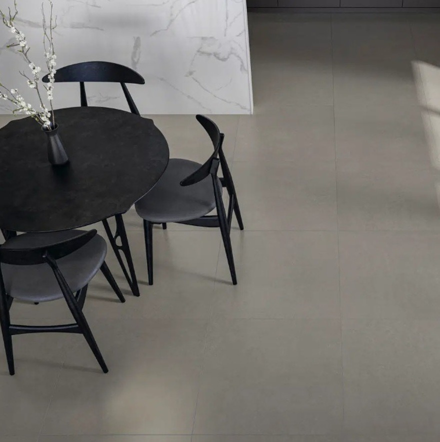 Porcelanico Beton Antracita Antideslizante C2 60x60