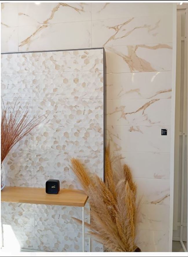 Porcelánico Casablanca Gold Brillo 60,8x60,8